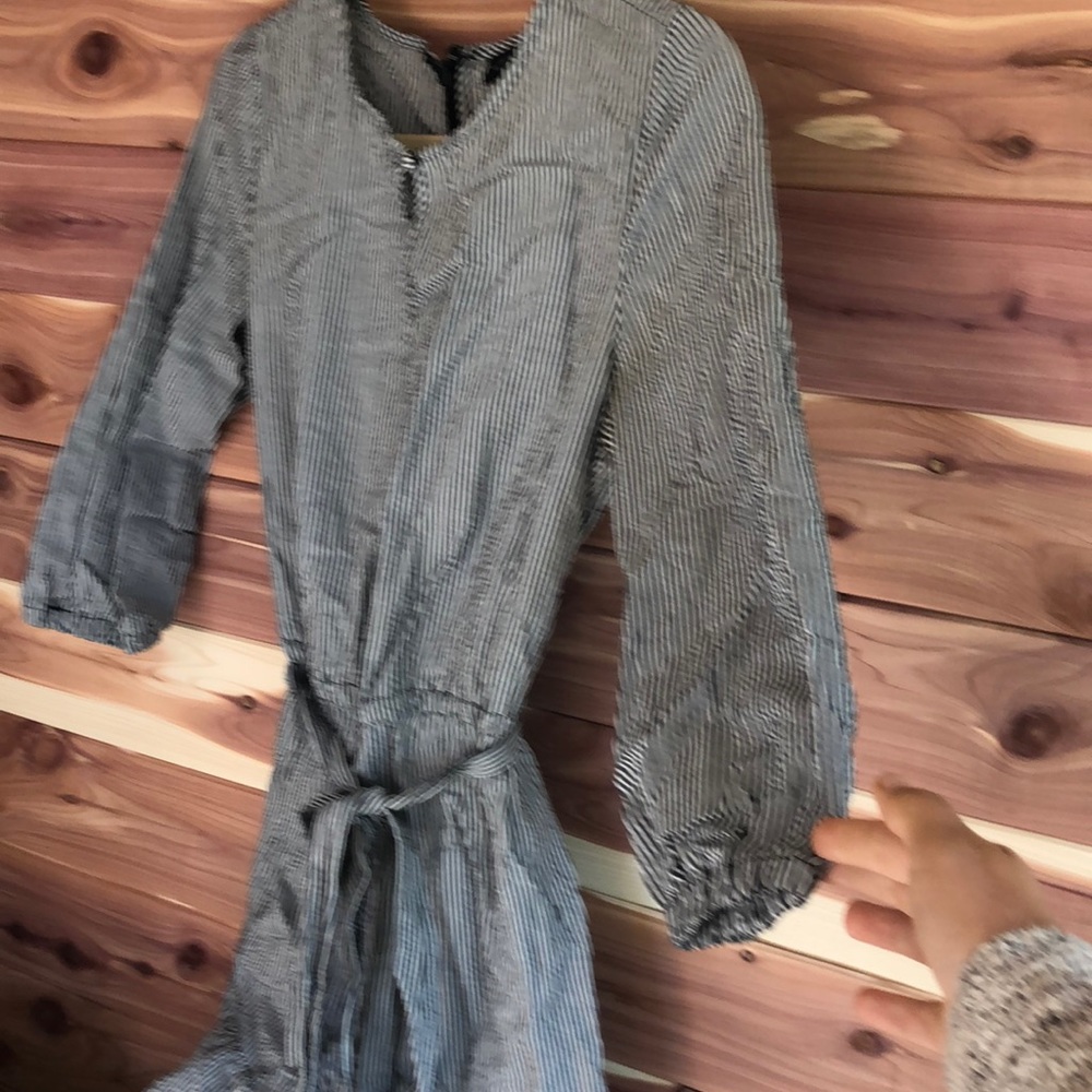 Striped ruffle romper! - Picture 6 of 9